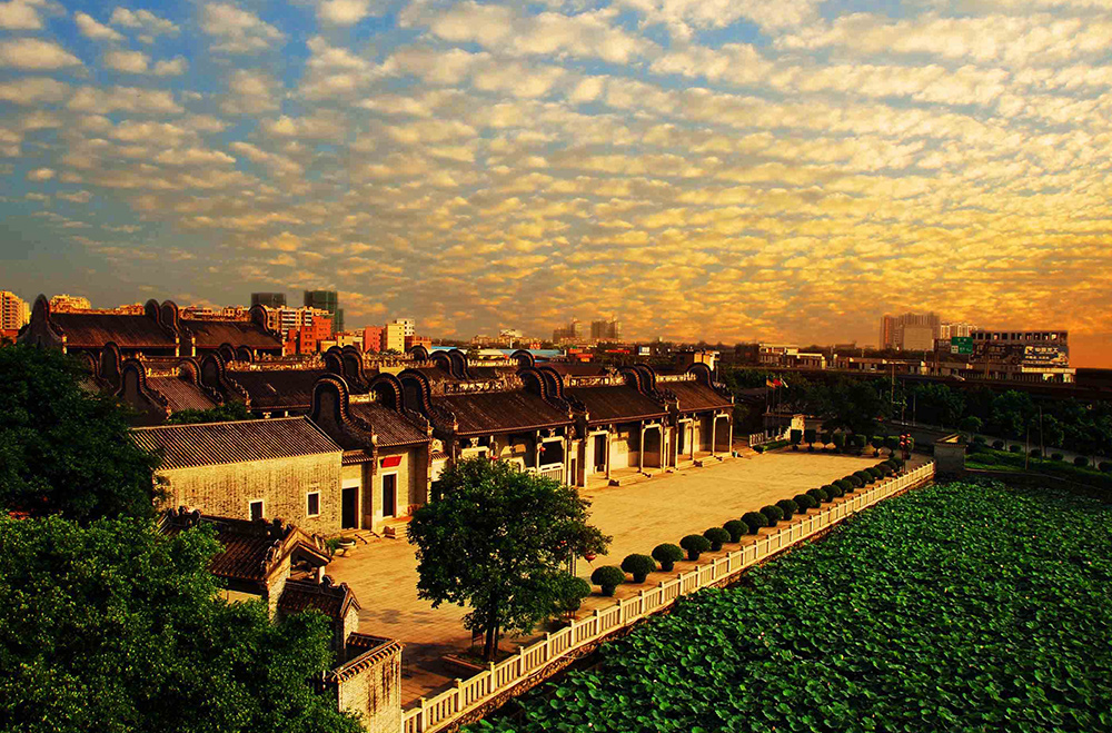 資政大夫祠朝霞